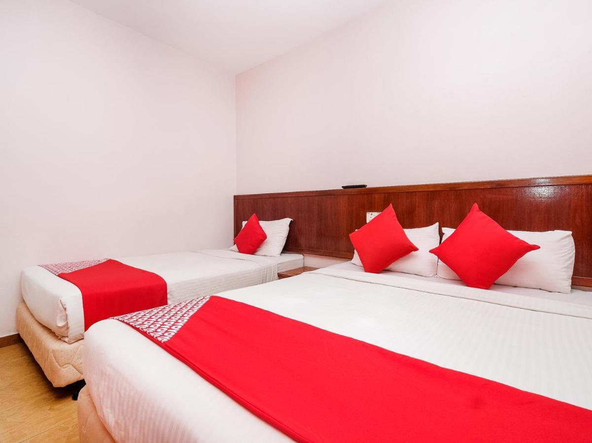 קואנטאן Oyo 984 Kings Hotel מראה חיצוני תמונה