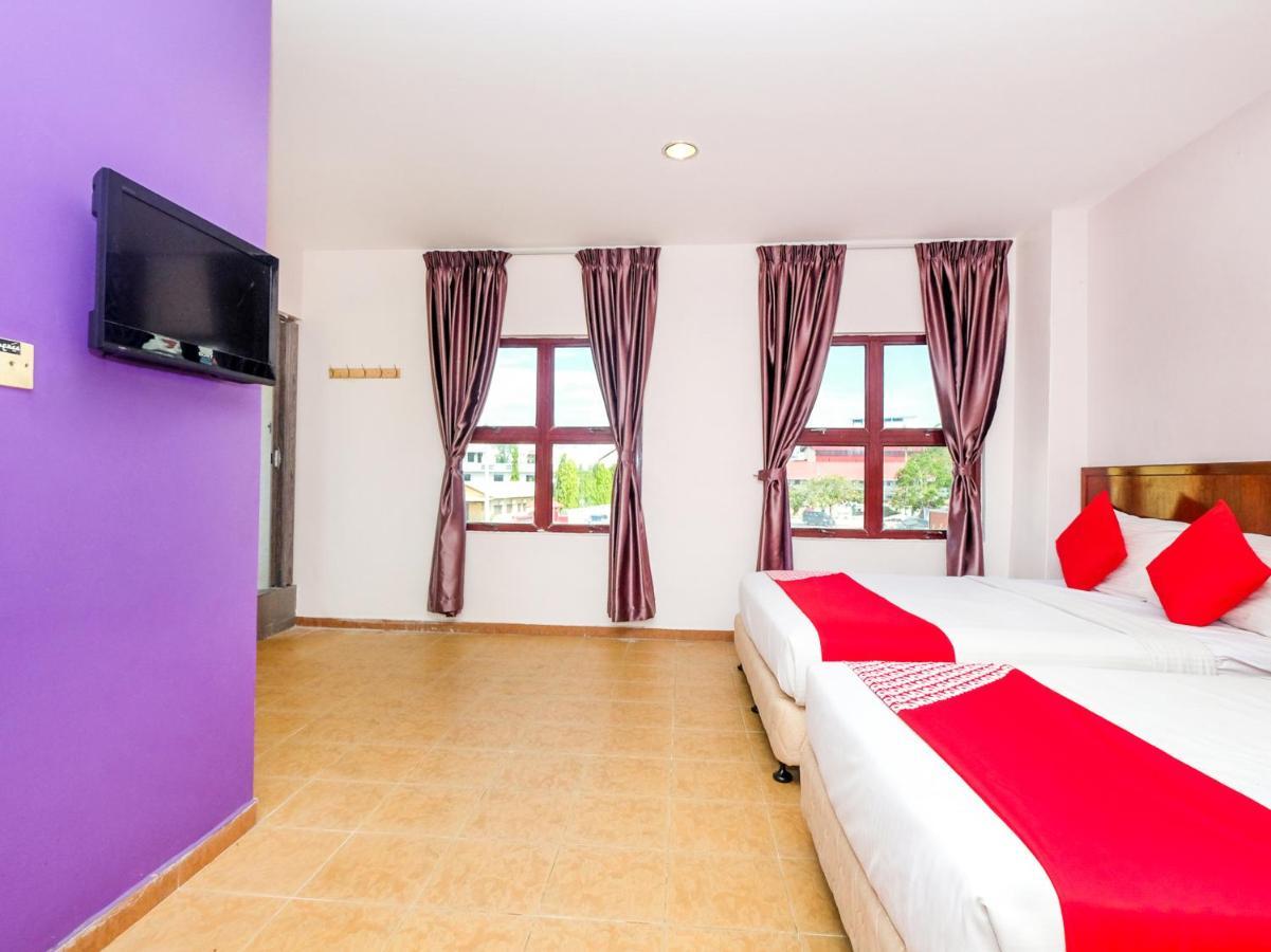 קואנטאן Oyo 984 Kings Hotel מראה חיצוני תמונה