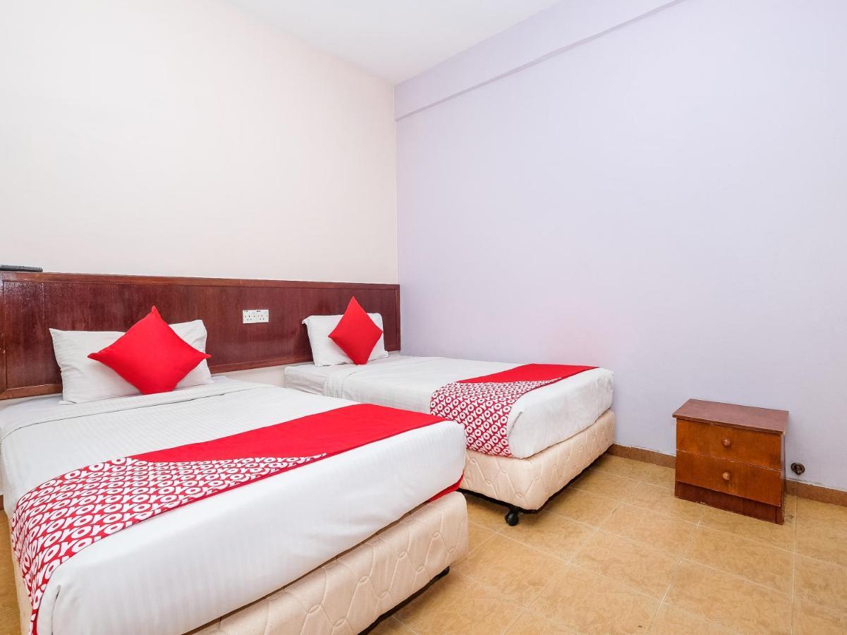 קואנטאן Oyo 984 Kings Hotel מראה חיצוני תמונה