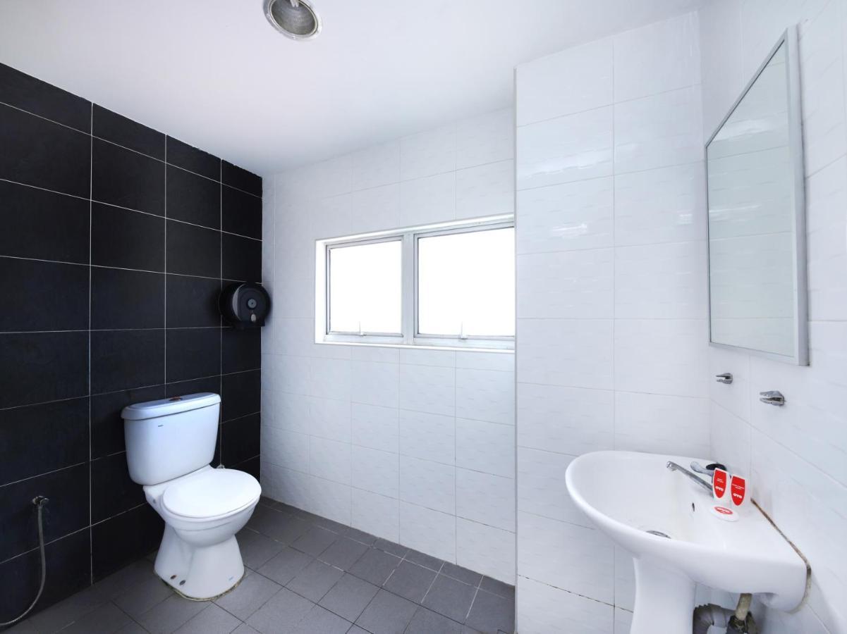 קואנטאן Oyo 984 Kings Hotel מראה חיצוני תמונה